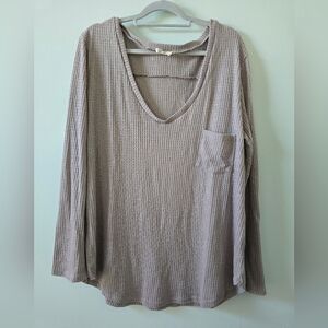 Women's Waffle Ribbed V-Neck Long Sleeve Top - Taupe